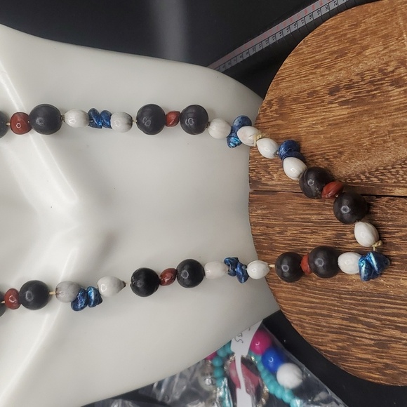 N3423 - Picture 1 of 4